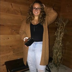 Meet your Posher, Halle